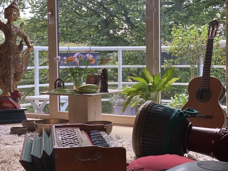 An audience seated for a sound session